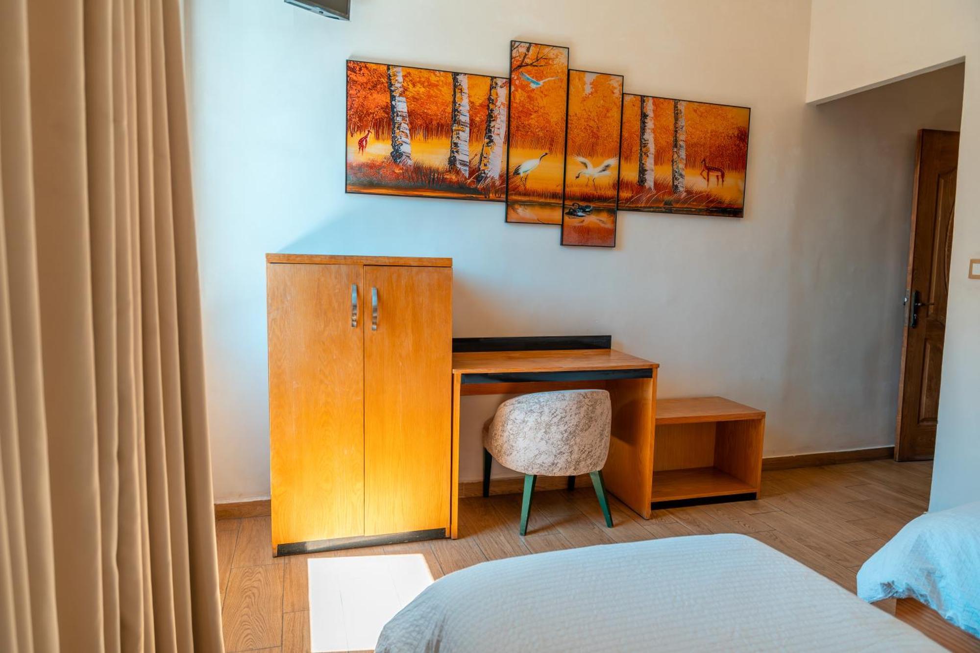 קניטרה Hotel D'Europe Centre Ville מראה חיצוני תמונה